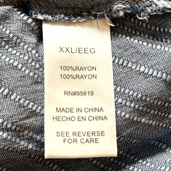 Chambray top with white stripes - Picture 5 of 6